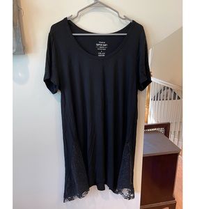 Torrid - Super Soft Lace Inset Tunic Tee Long Length 1